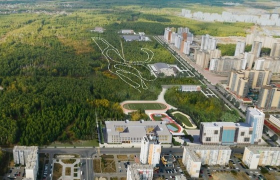 В Челябинске власти представили проект катка с бассейном